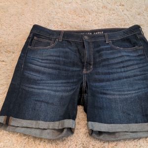 American Eagle Tomgirl Bermuda Shorts